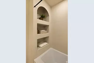 1825 S 2600 E, Salt Lake City, UT 84108 - Photo 32