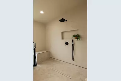 1825 S 2600 E, Salt Lake City, UT 84108 - Photo 34