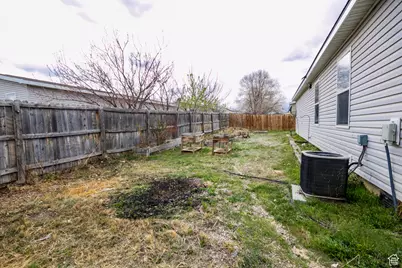 303 W 2000 S, Vernal, UT 84078 - Photo 16