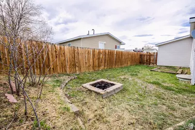 303 W 2000 S, Vernal, UT 84078 - Photo 18