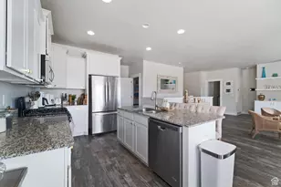 6463 W Maple Valley Cir S, West Jordan, UT 84081 - Photo 4