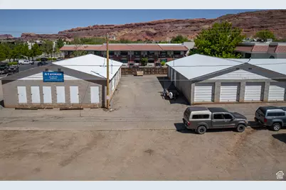 38 S 100 W, Moab, UT 84532 - Photo 14