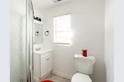 4043 E Oakland Hills Dr, Eagle Mountain, UT 84005 - Photo 24