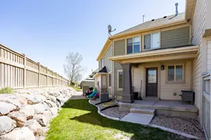 4043 E Oakland Hills Dr, Eagle Mountain, UT 84005 - Photo 28