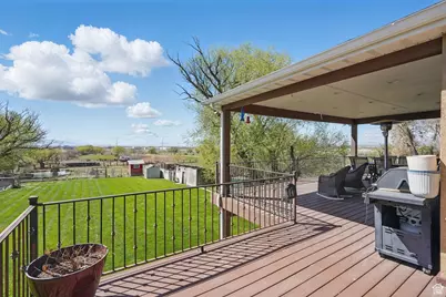 2490 S State St, Springville, UT 84663 - Photo 18