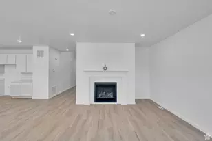 2090 E Burger St, Lake Point, UT 84074 - Photo 6