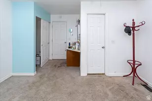 1381 W Beacon Hill Dr S, Taylorsville, UT 84123 - Photo 12