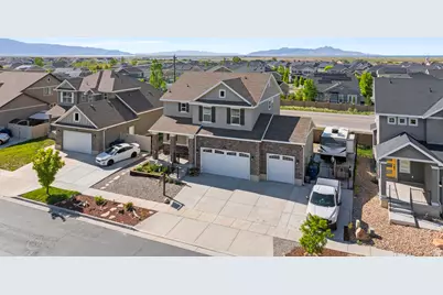 33 E Delgada Ln, Stansbury Park, UT 84074 - Photo 30