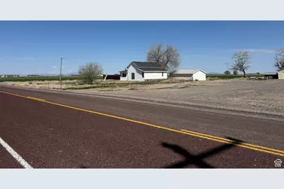 98 W 1000 N, Delta, UT 84624 - Photo 8