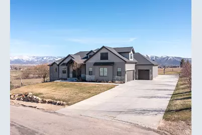 641 W 500 S, Midway, UT 84049 - Photo 2