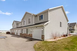 254 W Seasons Ln, Garden City, UT 84028 - Photo 8