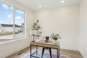 2298 E Parkside Cir S, South Ogden, UT 84403 - Photo 2