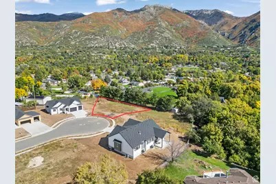 2298 E Parkside Cir S, South Ogden, UT 84403 - Photo 32