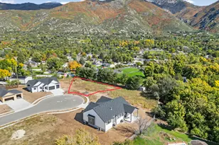 2298 E Parkside Cir S, South Ogden, UT 84403 - Photo 32