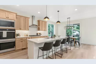 2298 E Parkside Cir S, South Ogden, UT 84403 - Photo 8