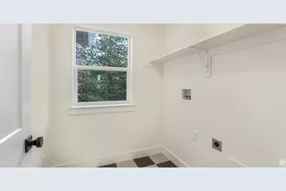 2298 E Parkside Cir S, South Ogden, UT 84403 - Photo 28