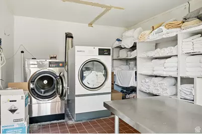 63 E Main, Bicknell, UT 84715 - Photo 38