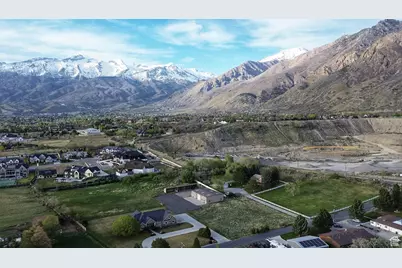 4641 W Magnolia Dr #5, Highland, UT 84003 - Photo 8