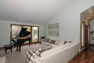 418 E Bridlewalk Ln, Murray, UT 84107 - Photo 12