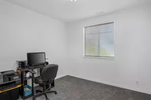 10674 S Pine Shadow Rd, South Jordan, UT 84009 - Photo 12