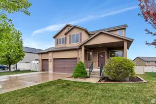 7812 N Crestwood Circle, Eagle Mountain, UT 84005 - Photo 2