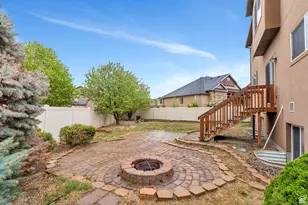 7812 N Crestwood Circle, Eagle Mountain, UT 84005 - Photo 24