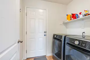 7812 N Crestwood Circle, Eagle Mountain, UT 84005 - Photo 20