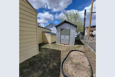 207 N Rawlins St, East Carbon, UT 84520 - Photo 6