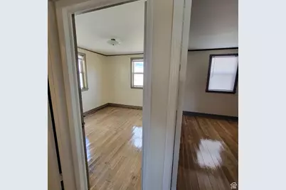 207 N Rawlins St, East Carbon, UT 84520 - Photo 12