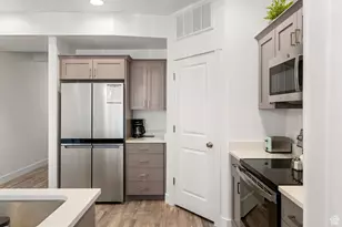 537 N Blue Lake St St, Garden City, UT 84028 - Photo 6