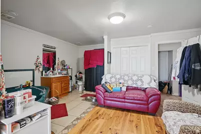 2490 S State St, Springville, UT 84663 - Photo 32