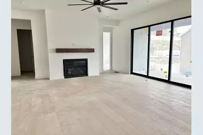 1116 W Gossamer Ln #7, Saratoga Springs, UT 84045 - Photo 4