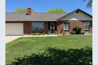 2620 N 2200 W, Salt Lake City, UT 84116 - Photo 2