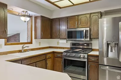 344 E 900 N, Pleasant Grove, UT 84062 - Photo 6