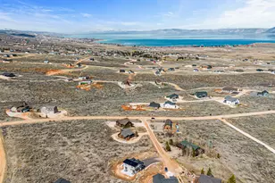 3467 S Porcupine Cir, Garden City, UT 84028 - Photo 32