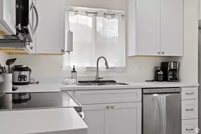 1337 Cross St, Ogden, UT 84404 - Photo 8