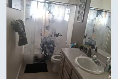 2434 W 2250 N, Clinton, UT 84015 - Photo 6