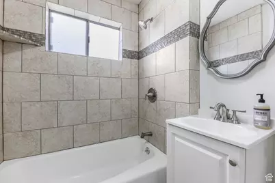 390 E Vine, Tooele, UT 84074 - Photo 14