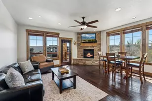 9855 N N Vista Dr, Heber City, UT 84032 - Photo 2