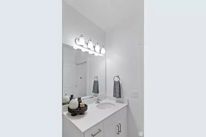 3090 S 225 W #F204, Nibley, UT 84321 - Photo 16