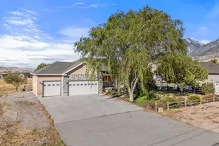 565 E Platt Ln, Mona, UT 84645 - Photo 34