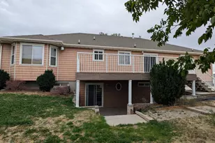 565 E Platt Ln, Mona, UT 84645 - Photo 36