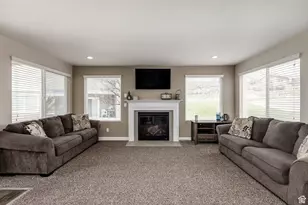 917 N Harbor Village Dr E, Garden City, UT 84028 - Photo 8