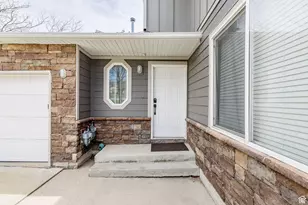 917 N Harbor Village Dr E, Garden City, UT 84028 - Photo 4