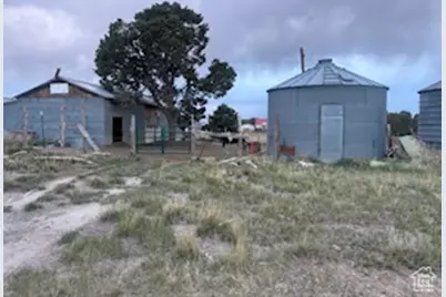 11 N Sage Dr, Monticello, UT 84535 - Photo 30