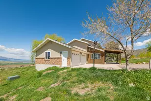 8410 S 890 E, Paradise, UT 84328 - Photo 42