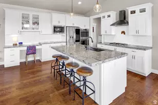 4144 W Foxview Dr, South Jordan, UT 84009 - Photo 4