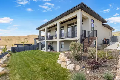 1749 W Oakridge Cir, Lehi, UT 84043 - Photo 42