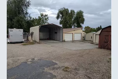 1341 E Creek Rd, Cottonwood Heights, UT 84093 - Photo 4