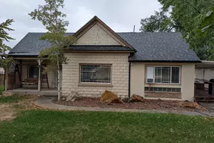 1341 E Crk Rd, Cottonwood Heights, UT 84093 - Photo 2